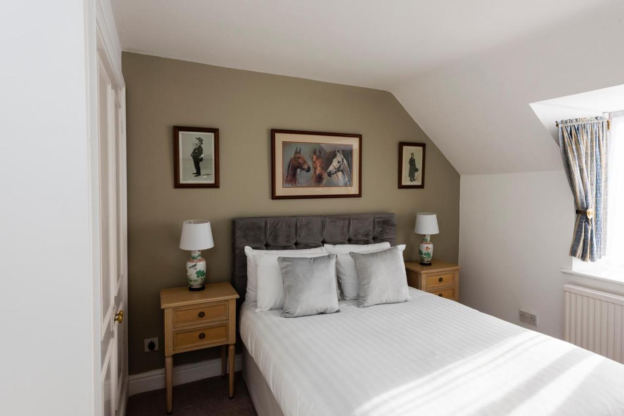 The George Inn Oakham Bagian luar foto