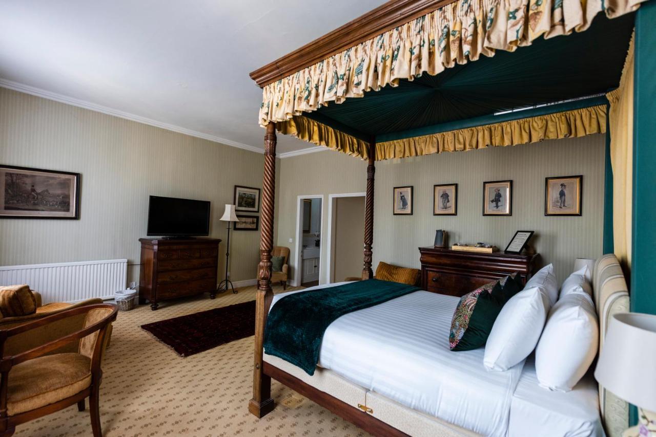 The George Inn Oakham Bagian luar foto