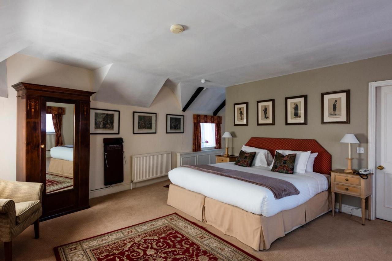 The George Inn Oakham Bagian luar foto