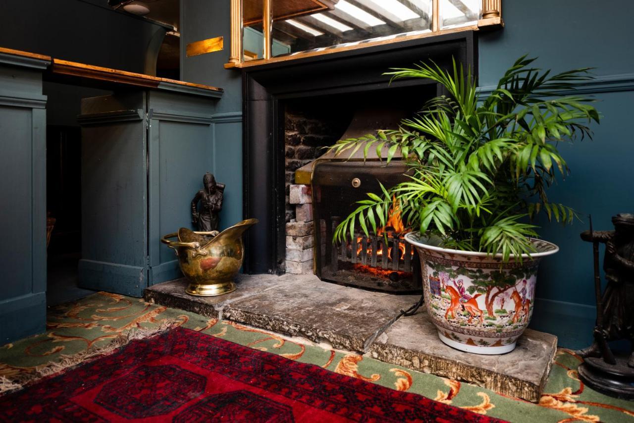 The George Inn Oakham Bagian luar foto