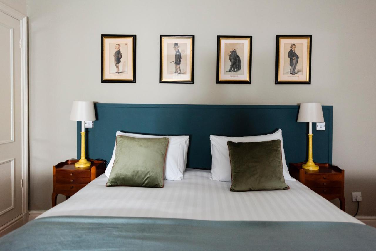 The George Inn Oakham Bagian luar foto
