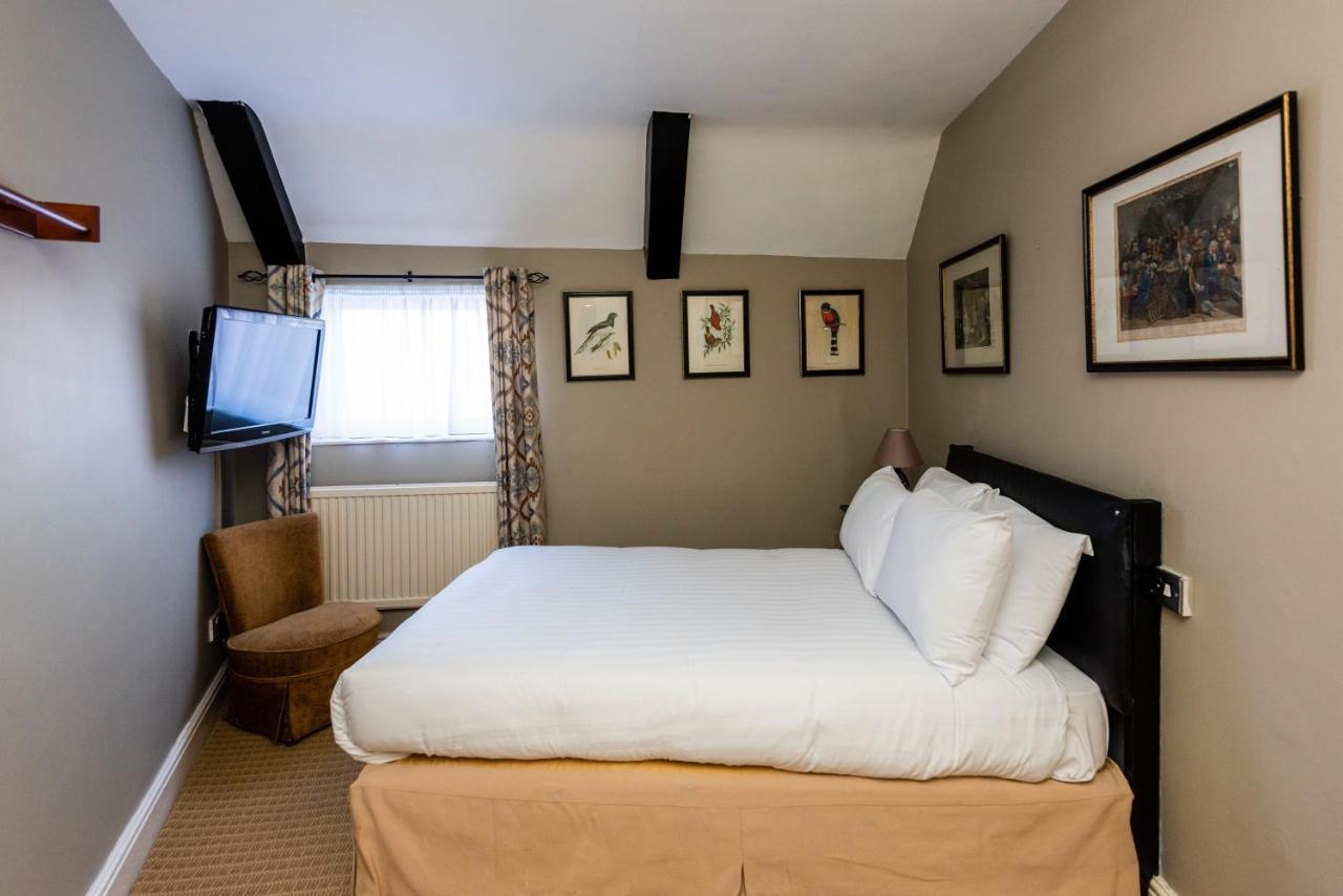 The George Inn Oakham Bagian luar foto
